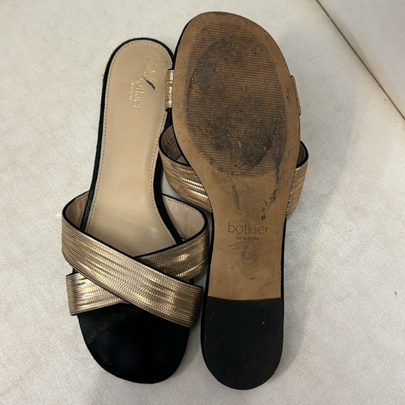 Botkier NY Black & Gold Slides - Picture 4 of 4